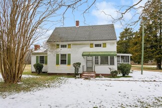 6470 T C Walker Rd, Gloucester, VA 23061