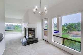 12122 Royal Birkdale Row Unit 403, San Diego, CA 92128