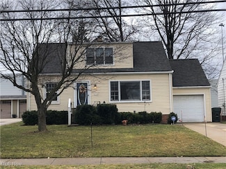 1514 Parker Dr, Cleveland, OH 44124