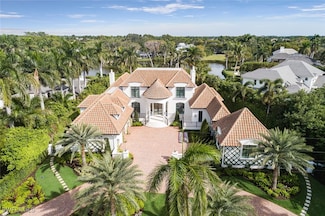 2595 Half Moon Walk, Naples, FL 34102