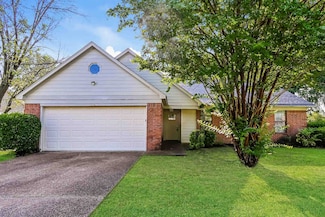 5356 Ross Rd, Memphis, TN 38141