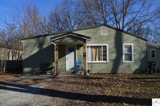 645 E 11th St, Sedalia, MO 65301