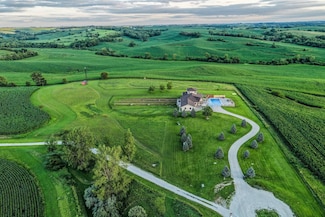3014 Field Crest Dr, Missouri Valley, IA 51555