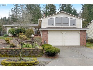 1662 SW 29th Ct, Gresham, OR 97080