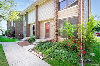 20973 Sherman Ave, Southfield, MI 48033