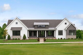 172 Westwood Ln, Wayzata, MN 55391