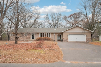 5450 270th St, Wyoming, MN 55092