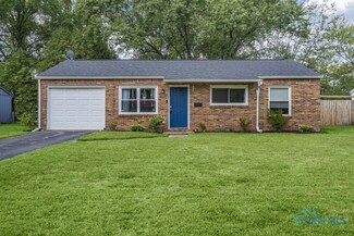 1011 Park Ln, Toledo, OH 43615