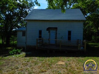 18413 W Rd, Denison, KS 66419