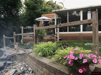 359 Doc Jones Ln, Mankato, MN 56001