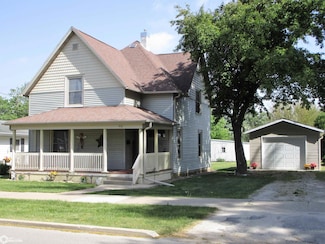 416 Hickory St, Iowa Falls, IA 50126