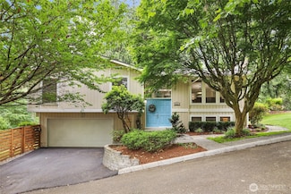10435 NE 135th Place, Kirkland, WA 98034