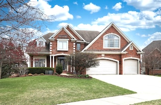 3008 Goldenglow Ct, Naperville, IL 60564