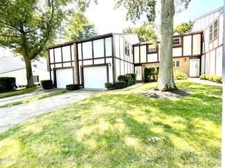 31 Willow Ln, Spring Lake, NJ 07762