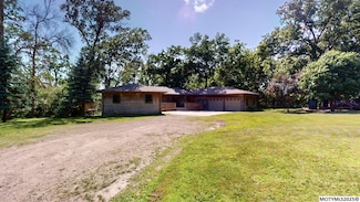 1074 190th St, Rockford, IA 50468