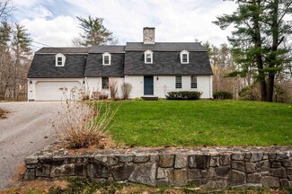 8 Davis Ave, Durham, NH 03824