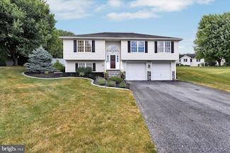 117 Sunset Dr, Mount Holly Springs, PA 17065
