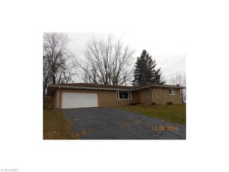 912 47th St NW, Canton, OH 44709