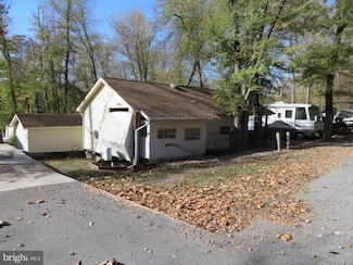 79-8/9/10 Detour Dr, Falling Waters, WV 25419
