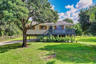 10693 Barn Rd, Lake Worth, FL 33449