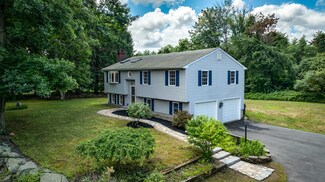 333 Bayside Rd, Greenland, NH 03840