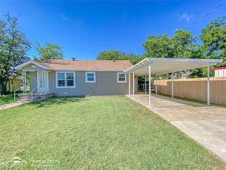608 E 8th St, Coleman, TX 76834