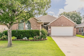 2516 Rushing Springs Dr, Fort Worth, TX 76118