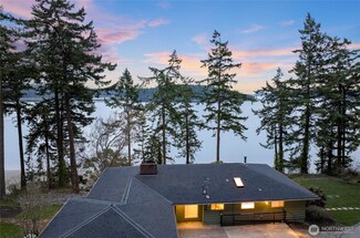 14753 Entner Ln, Anacortes, WA 98221