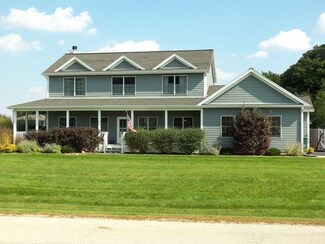 3806 Schuette Dr, Wonder Lake, IL 60097