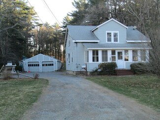 586 Common St, Walpole, MA 02081