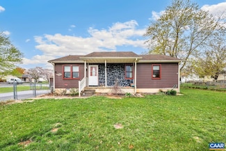 63 Ox Rd, Waynesboro, VA 22980