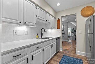 2220 Roswell Ave Unit F, Charlotte, NC 28207