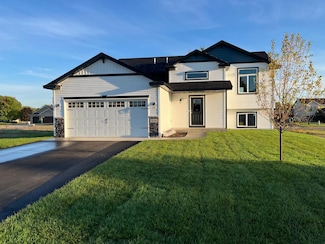 619 Emma Dr, Cold Spring, MN 56320