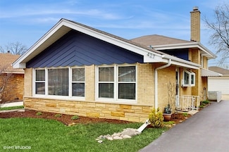 427 W Commonwealth Ln, Elmhurst, IL 60126