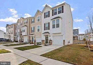 31 Continental Blvd, Gloucester Township, NJ 08081