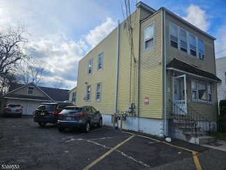 457 Hazel St, Clifton, NJ 07011