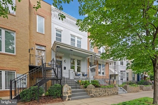 1304 E St NE, Washington, DC 20002