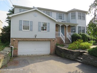 81 Frothingham St, Pittston, PA 18640