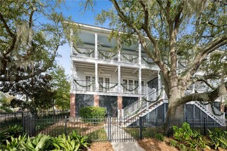 2075 Lakeshore Dr, Mandeville, LA 70448