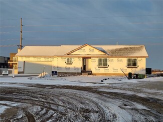 1432 Beringer Ct NE, Cedar Rapids, IA 52402