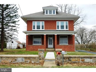 42 Covered Bridge Rd, Oley, PA 19547