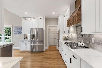 802 Clubhouse Pointe, Woodstock, GA 30188