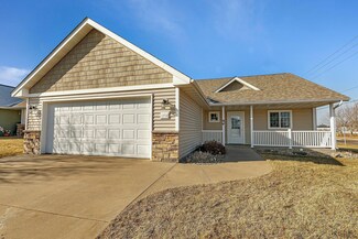 1711 4 1 2 Ave N, Sauk Rapids, MN 56379