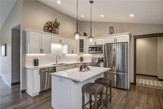 232 S Chestnut St, Ellsworth, WI 54011