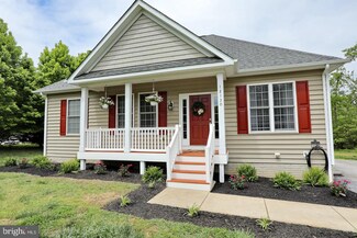 12130 Riverview Dr, Newburg, MD 20664