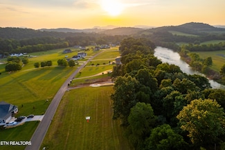 2029 River Mist Cir, New Market, TN 37820