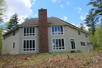 637 Mount Hunger Rd, Henniker, NH 03242