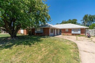 4825 Elmview Dr, Oklahoma City, OK 73115