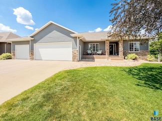 1401 S Montpelier Ave, Sioux Falls, SD 57106
