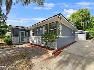 6837 Perry St, Jacksonville, FL 32208